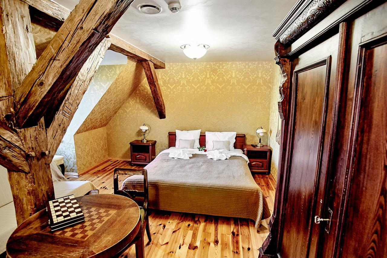 Palac Bazantarnia Pszczyna Exterior foto